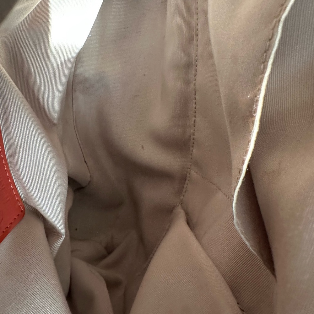 Used coach bag. - Picture 8 of 10